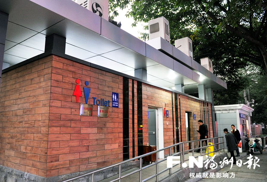 台江区深化“公厕革命”  实现“一厕一景”