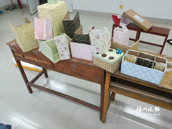 福大学子响应绿色发展环保理念　将快递箱变废为宝