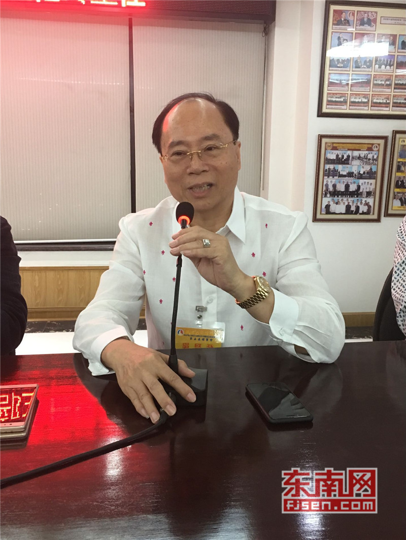 菲律宾中国商会名誉会长吴启发讲话.