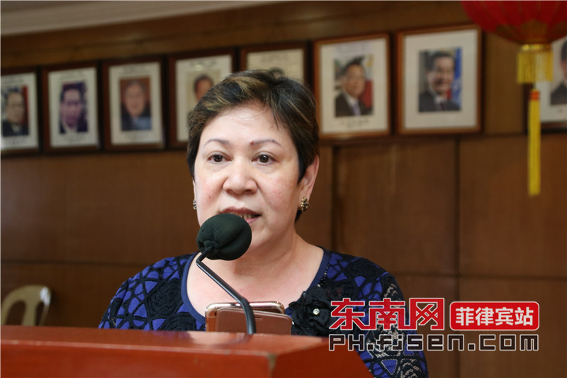 菲华电视台台长姚丽英致辞.