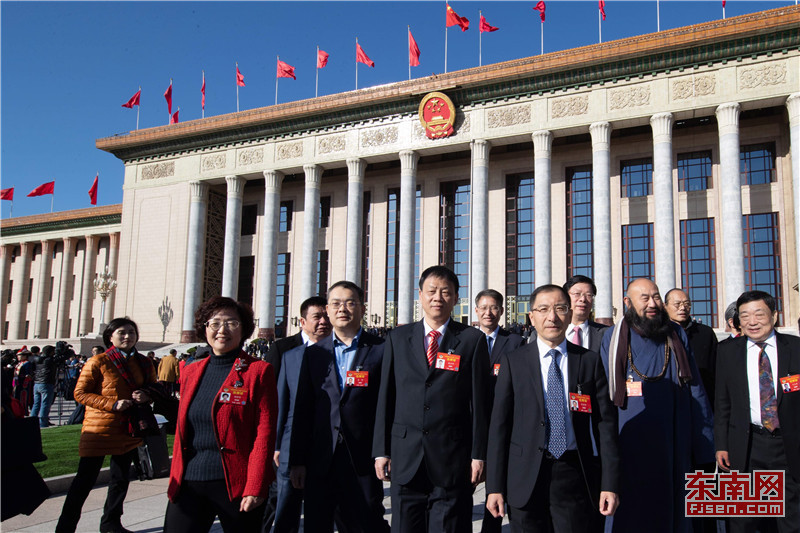 全国政协十三届二次会议闭幕之际访住闽全国政协委员